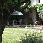 Bed & Breakfast 43 Rue Des Quarts 3*