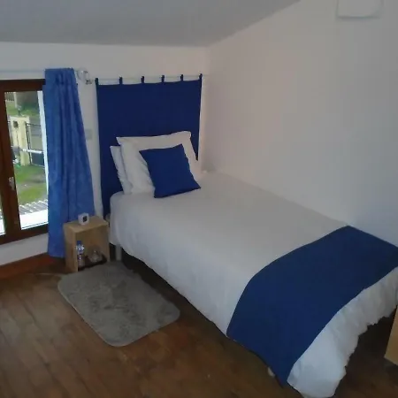 43 Rue Des Quarts Bed & Breakfast *